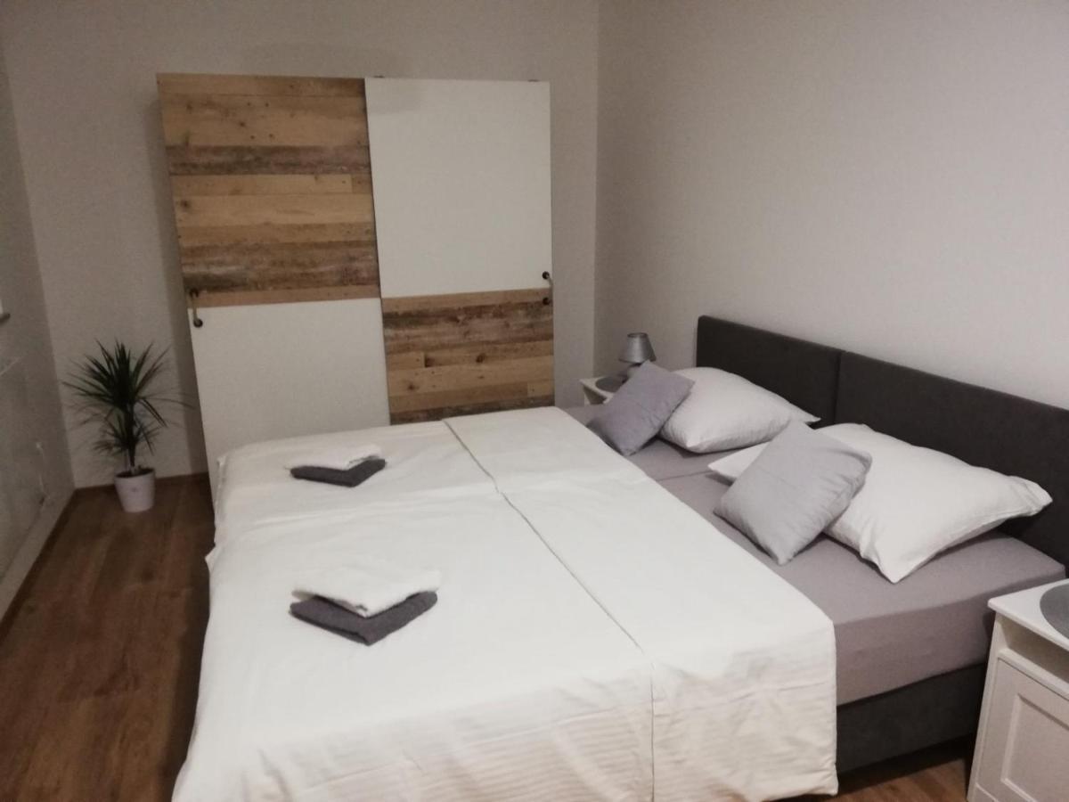 Guest House Lucija Buzin Dış mekan fotoğraf