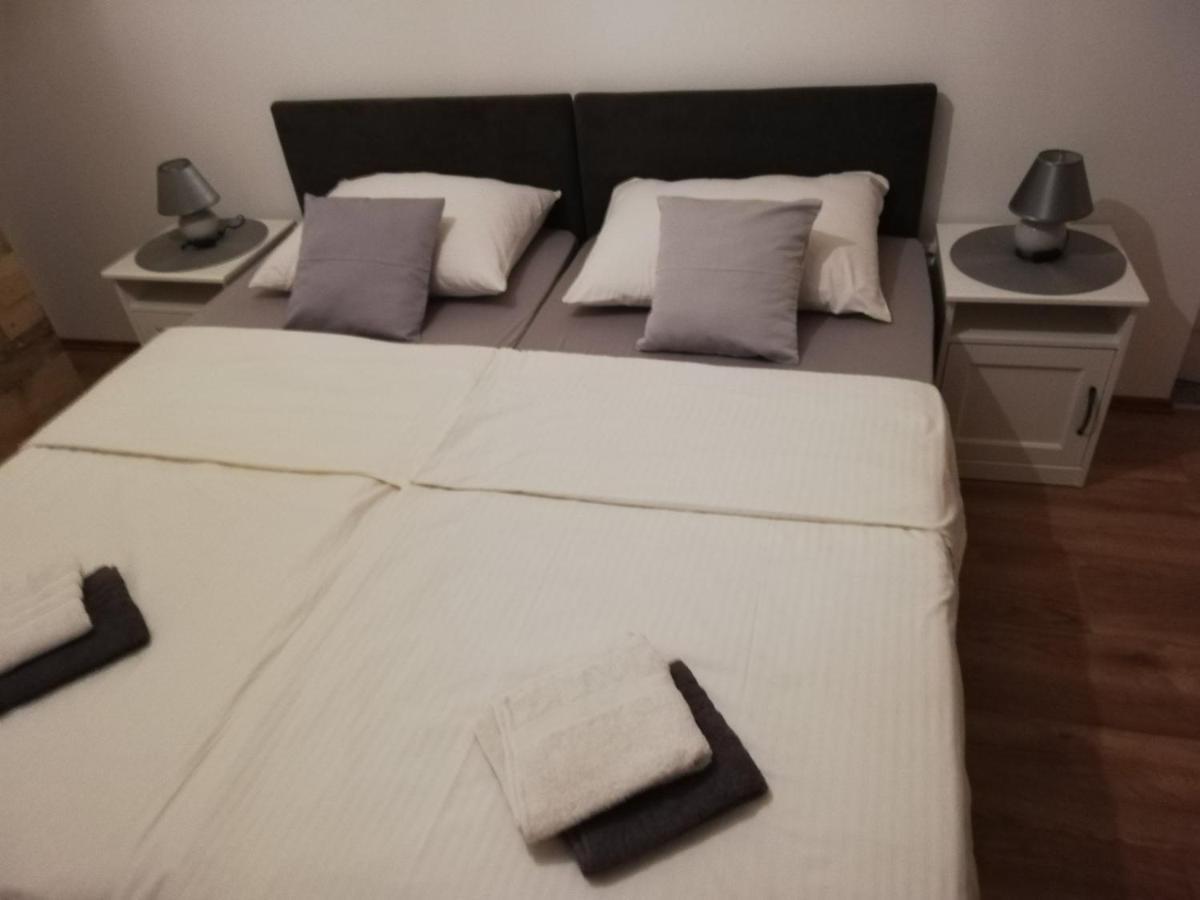Guest House Lucija Buzin Dış mekan fotoğraf