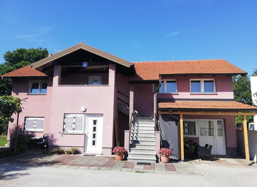 Guest House Lucija Buzin Dış mekan fotoğraf